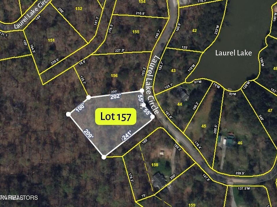 1st image of 157 Laurel Lake Cir