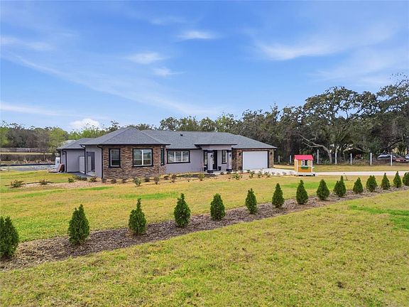 4th image of 16090 Fringe Tree Dr