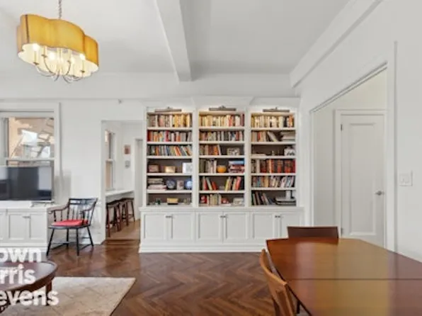 215 West 90th Street 6G image 3 of 11