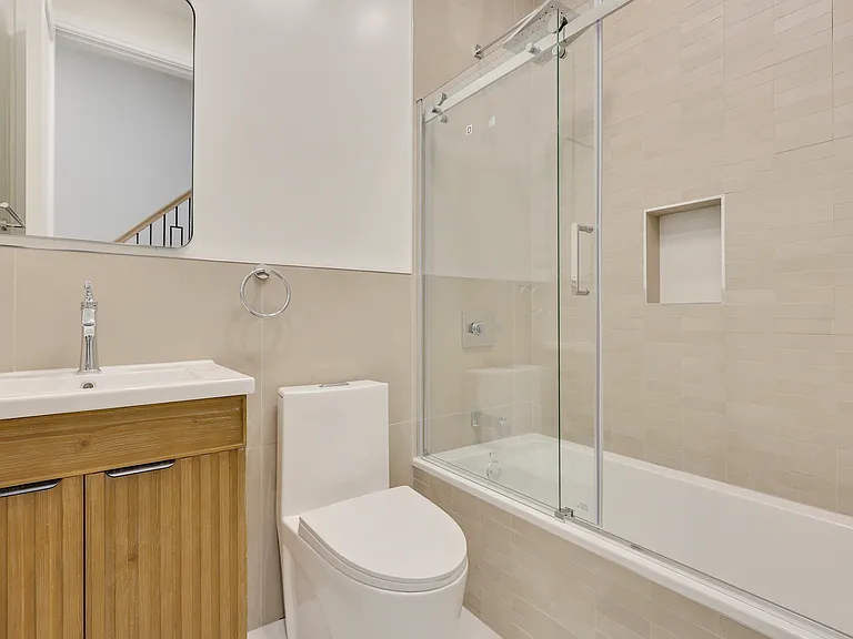 1107 Jefferson Ave #2 — Photo 20