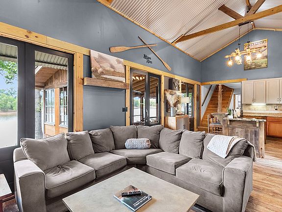 3rd image of 1264 Wells Island Rd