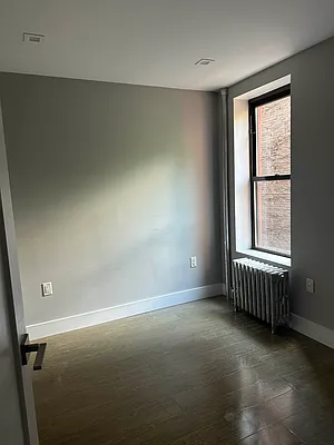 Rented by Premier One Realty LLC | media 6