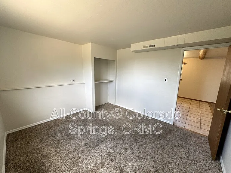 1237 Chiricahua Dr — Photo 21