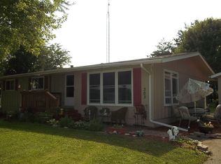 303 N Grant St, Rosendale, WI 54974