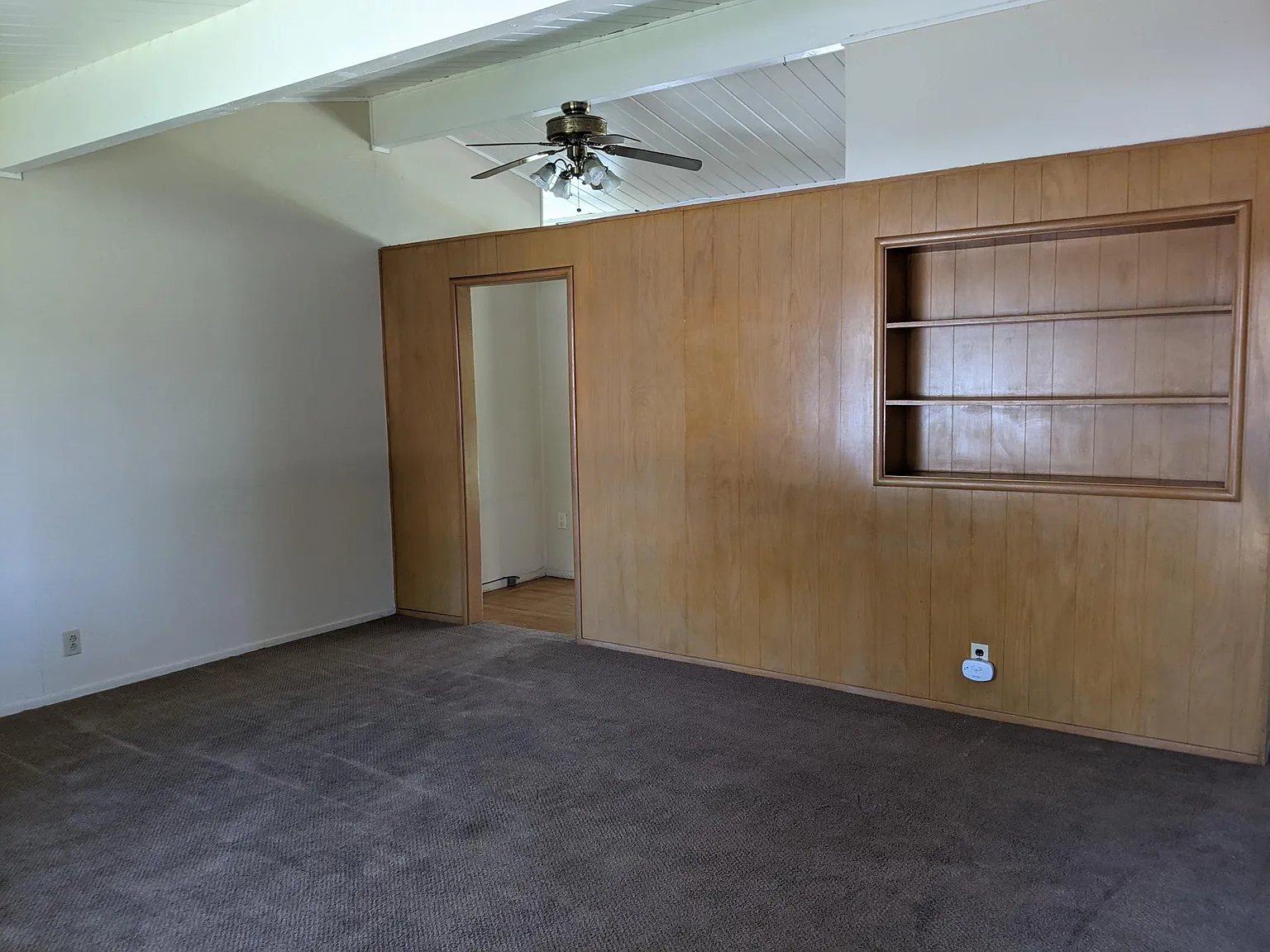 3 bed, 1161 sqft, $3,500 — Photo 2