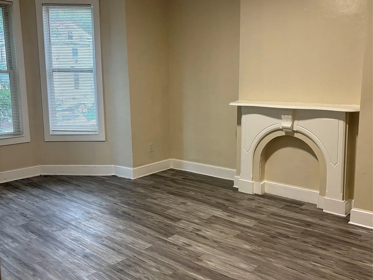 204 South Street, Newburgh, NY 12550 — Photo 2