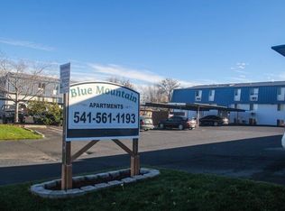 975 W Ridgeway Ave, Hermiston, OR 97838