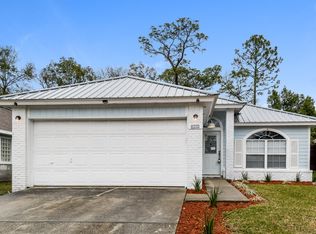 6131 Alpenrose Ave, Jacksonville, FL 32256
