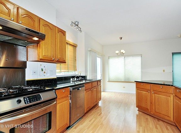 4th image of 611 Wildflower Ct