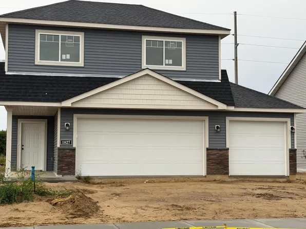 1827 Pierce St S, Cambridge, MN 55008