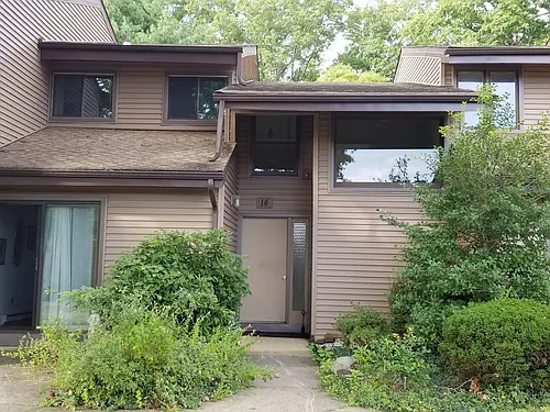 14 Augusta Ct #B Photo 1