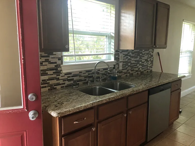 4110 Huey St #B — Photo 6