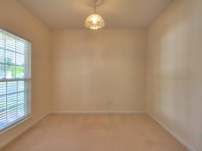 4001 Fountainbrook Dr — Photo 10