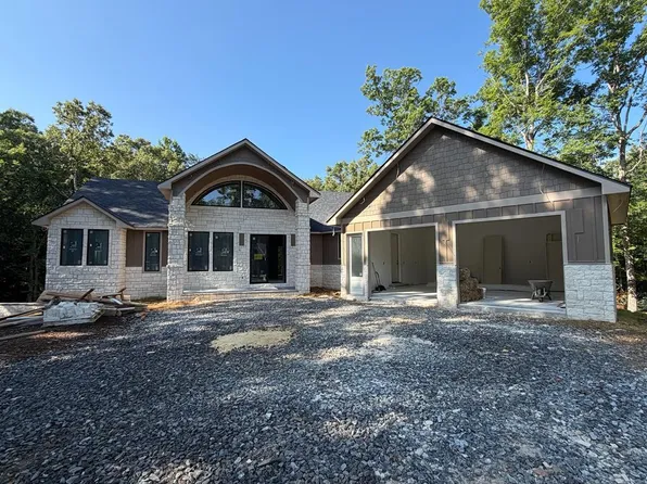 256 Fairview Dr, Morganton, GA 30560