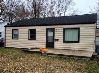 12 Gettysburg Dr, Springfield, IL 62702