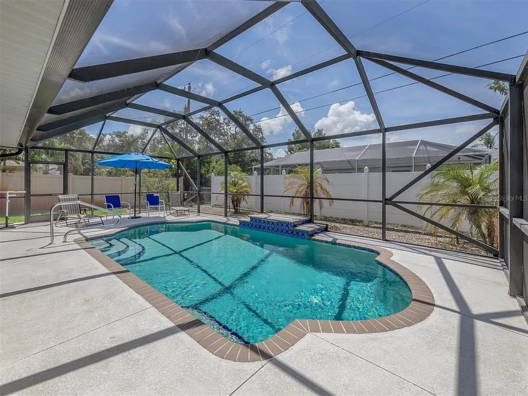 1211 Southland Rd — Photo 10