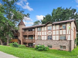 1315 Camelot Dr, Atlanta, GA 30349