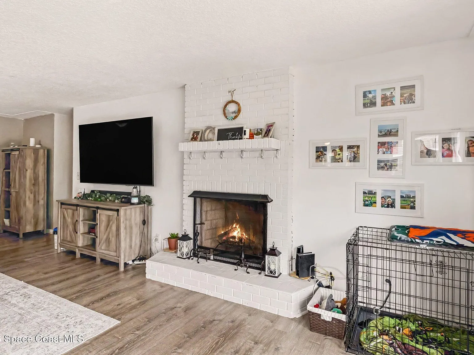 4 bed, 2.0 bath, 1714 sqft, $2,300 — Photo 4