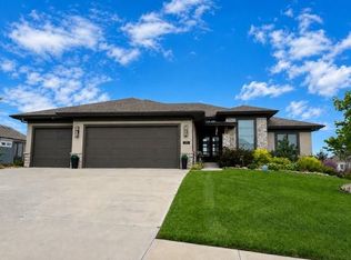 3406 NE 102nd St, Kansas City, MO 64155