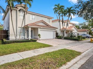 10949 NW 58th Ter, Doral, FL 33178