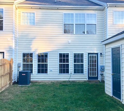 2nd image of 1632 New Haven Pl