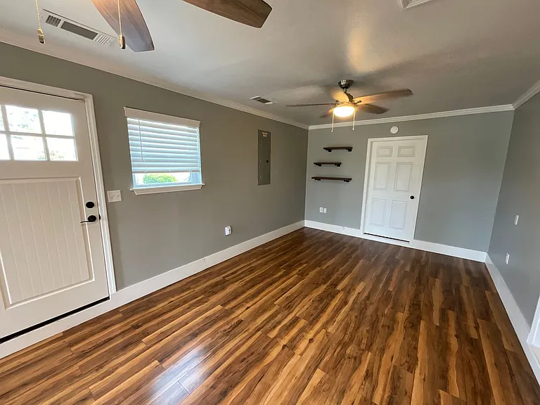4900 Davis Dr — Photo 4
