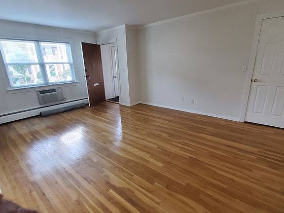 2nd image of 63 Roseland Ave APT 43