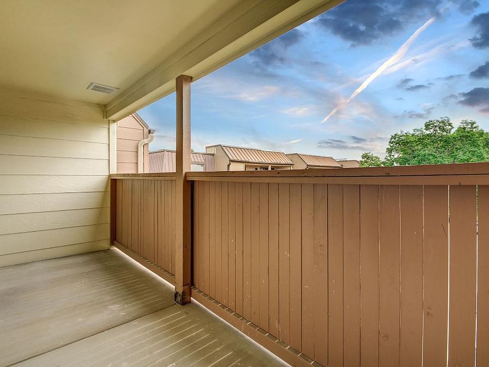 1st image of 8517 Hearth Dr APT 3