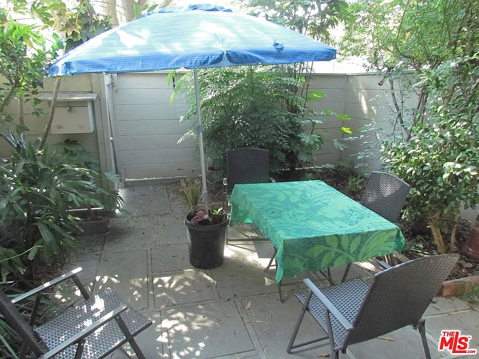 1 bed, 1.0 bath, 811 sqft, $2,700 — Photo 3