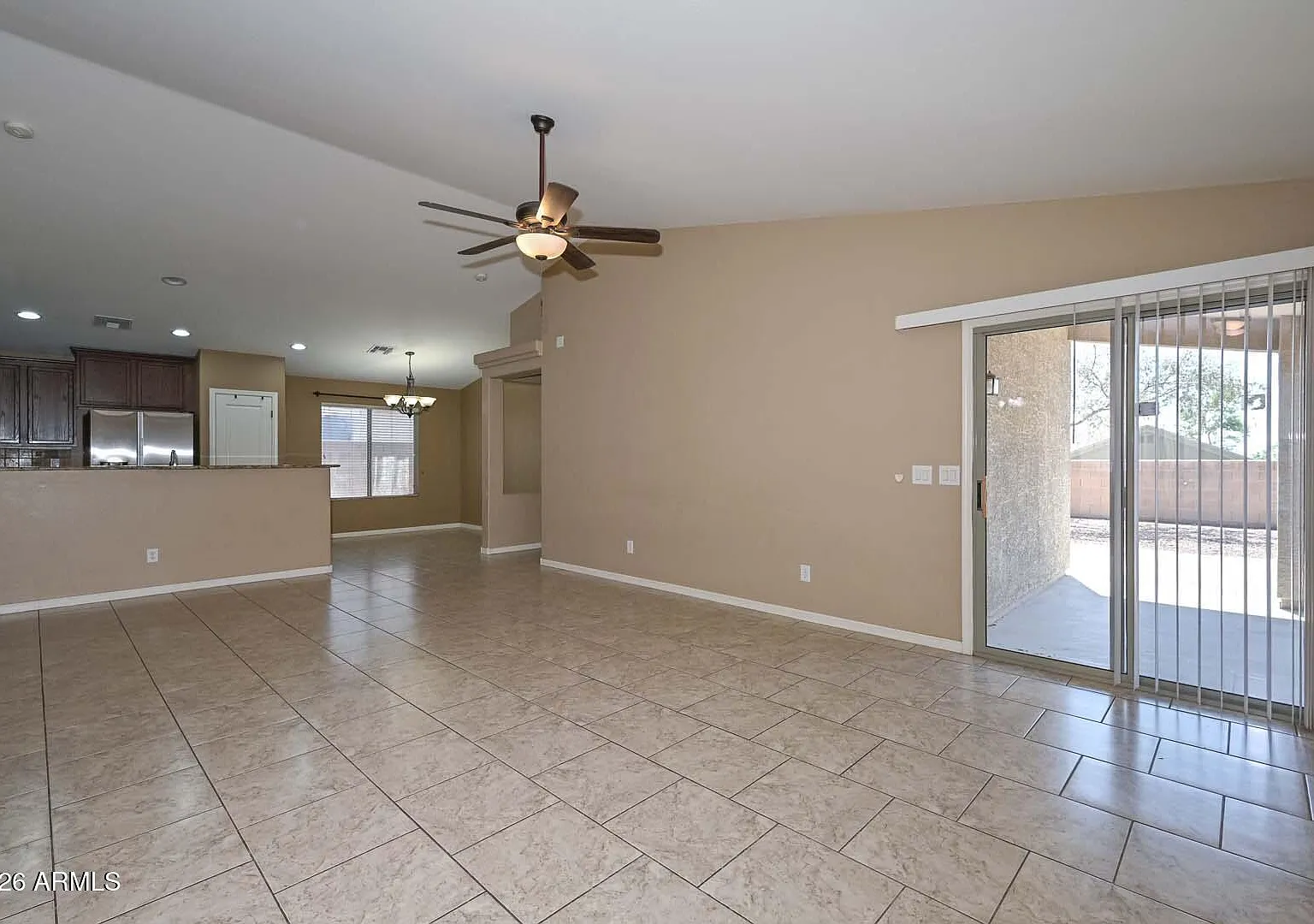 3 bed, 2.0 bath, 1534 sqft, $2,095 — Photo 3