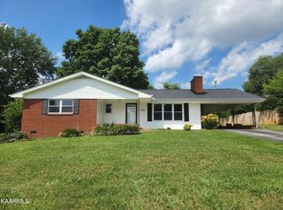 706 Brentwood Dr, Maryville, TN 37804