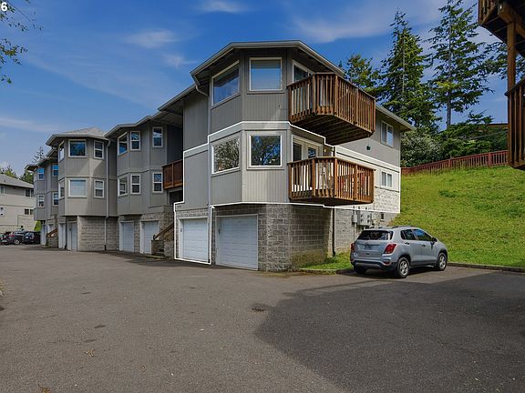 2nd image of 3840 Buccaneer Ln APT A