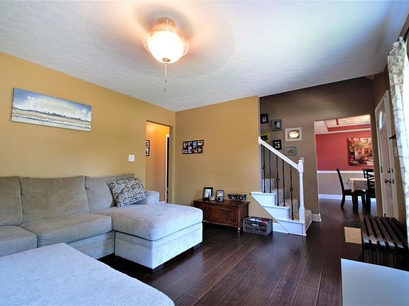 5th image of 454 Love Ave