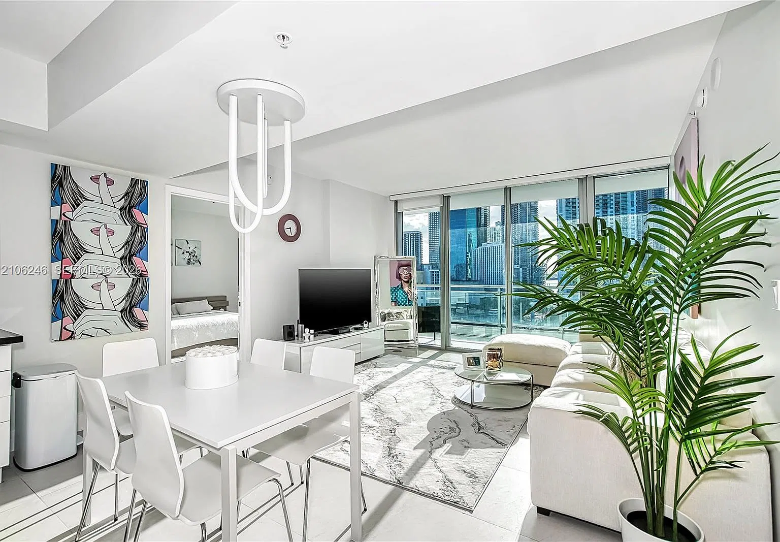 Mint Condo — Photo 2