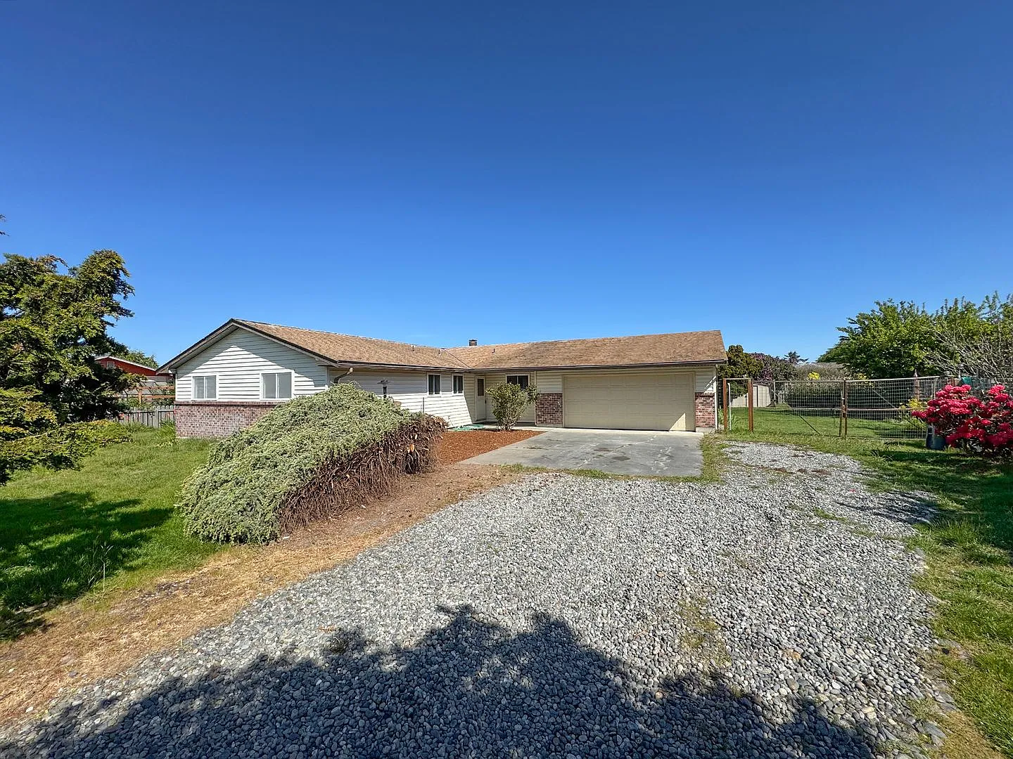 Dungeness Area Home for Lease — Photo 2