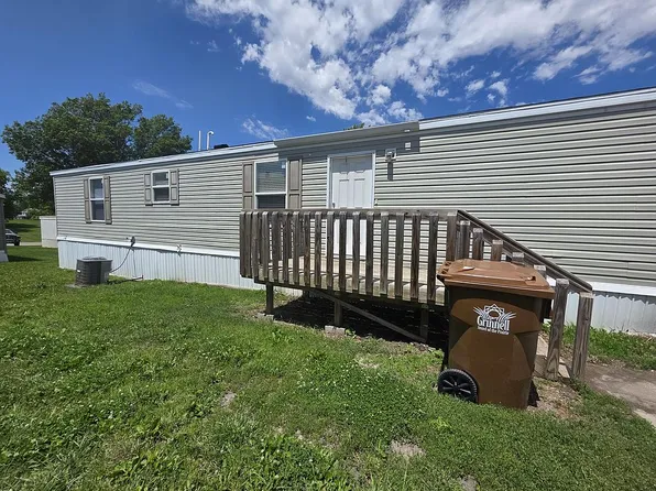 1510 1st Ave #19, Grinnell, IA 50112