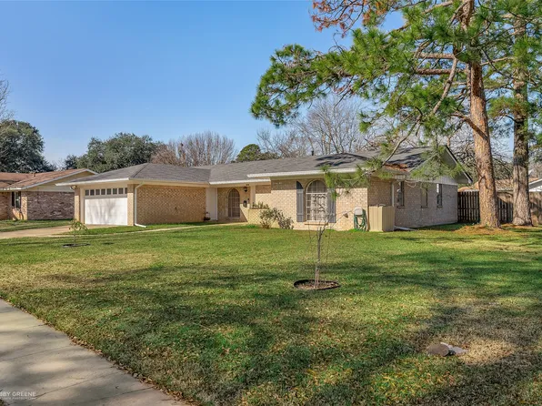 1923 Venus Dr, Bossier City, LA 71112