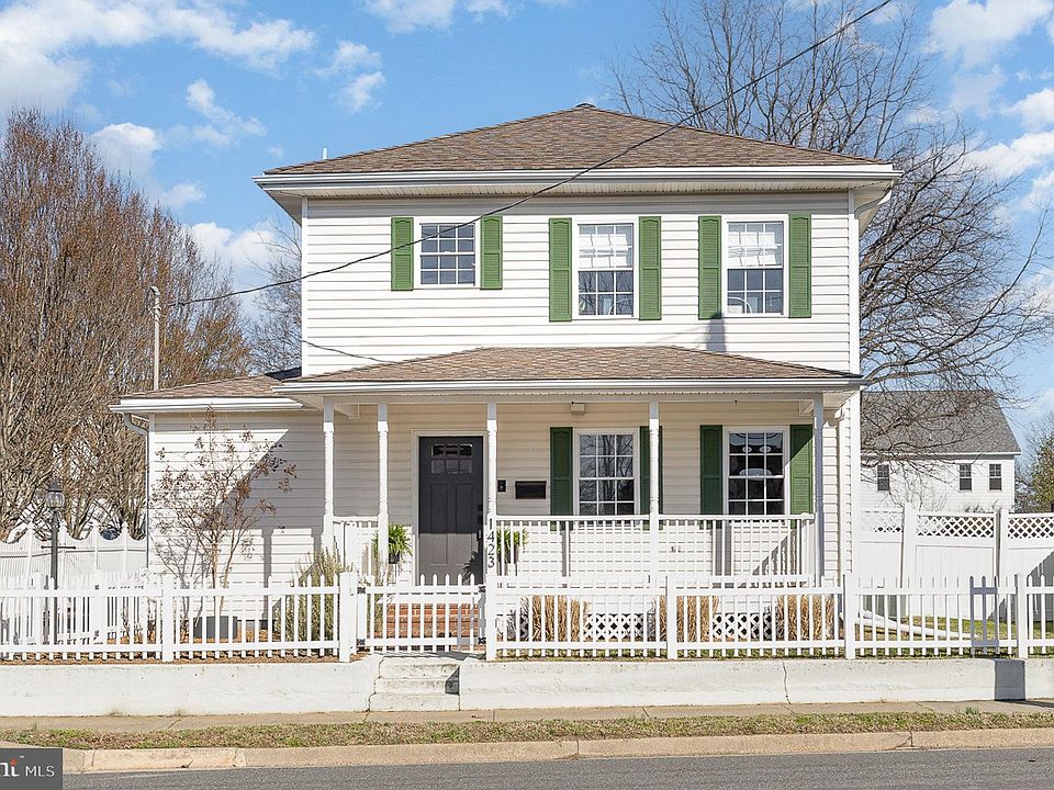 1st image of 1423 William St