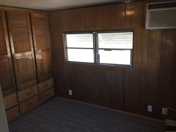 3rd image of 5839 Rupert Ave APT F