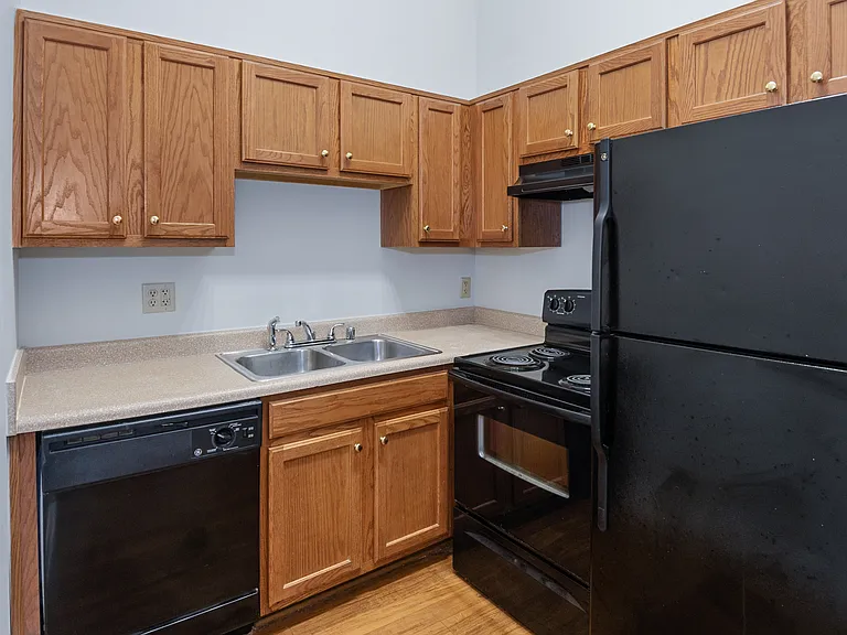 922 S 6th St #5 — Photo 7