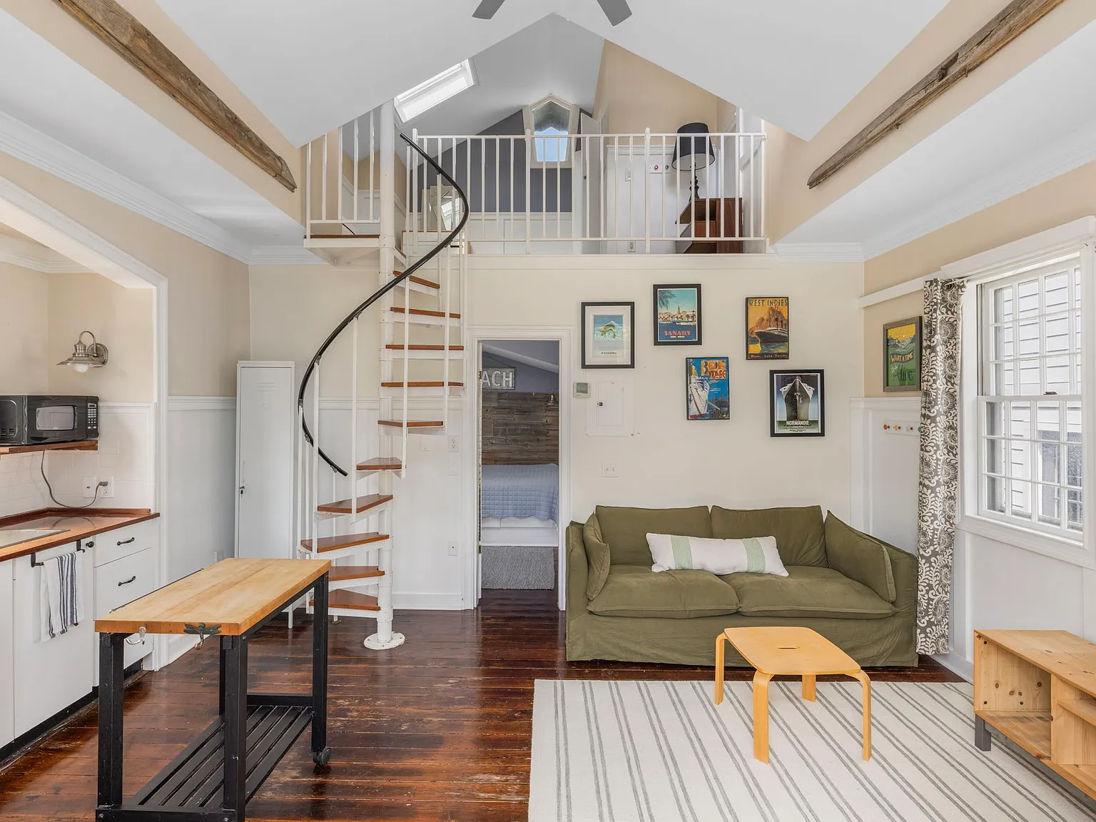 1 bed, 1.5 bath, 516 sqft, $5,000 — Photo 3