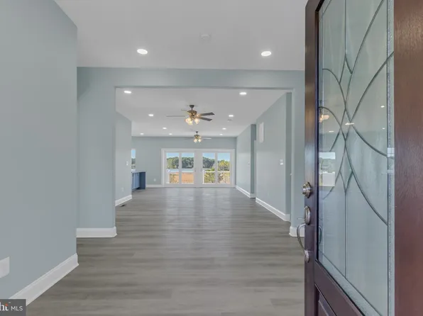 1203 Tranquility Rd, Reedville, VA 22539