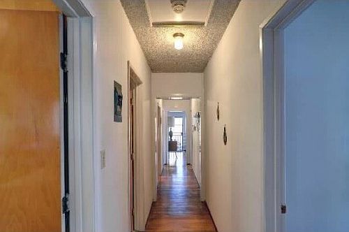 5th image of 2256 Earl St