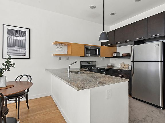 5th image of 317 Greene Ave APT 2A