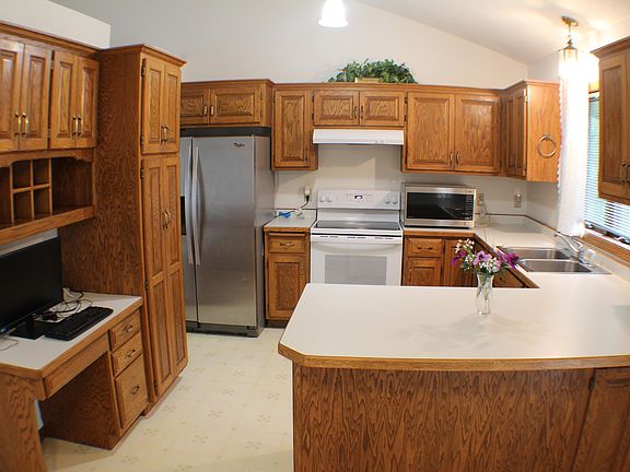 5th image of 2109 Killeen Ct
