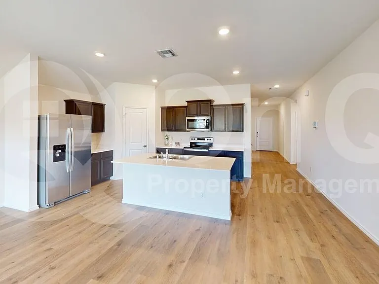 6534 Whitecap Dr — Photo 5