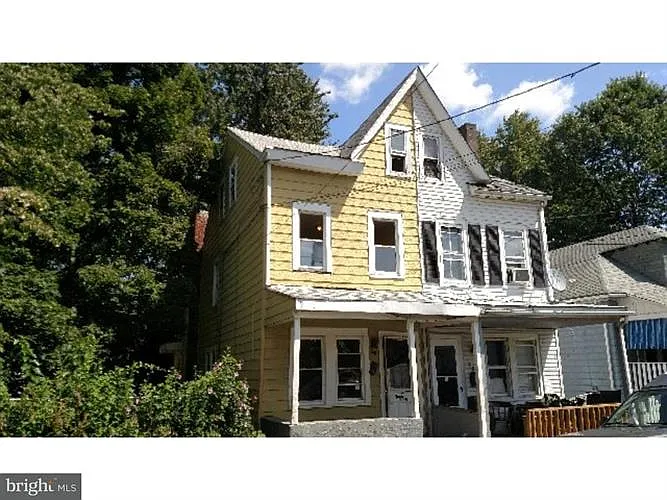 20 Wiley Ave photo 1