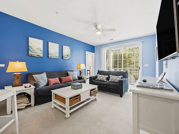 5th image of 6203 Catalina Dr. #823