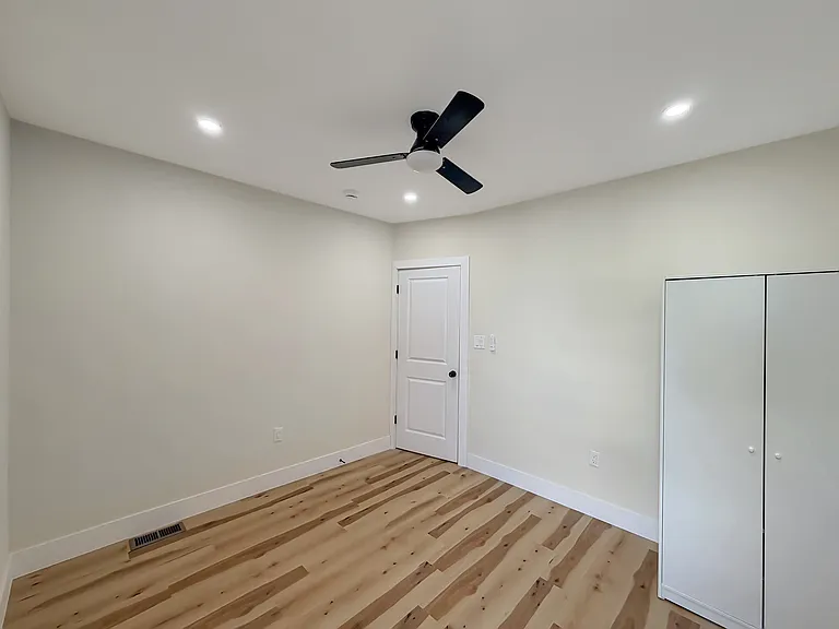 2915 Kirk Ave — Photo 18