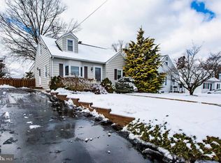85 Regina Ave, Hamilton, NJ 08619